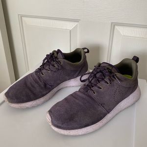 Nike Roshes